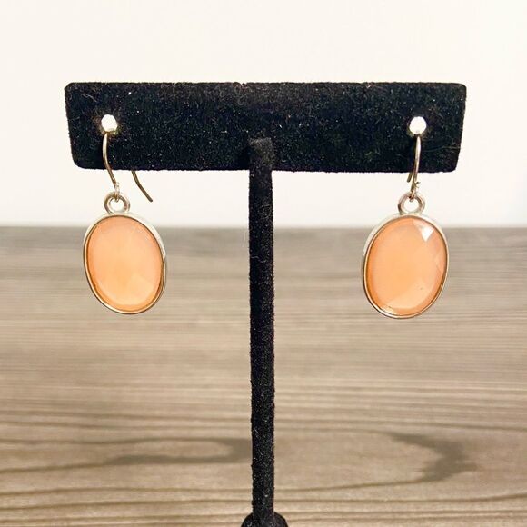 🍭6/$30 Faceted oval peach drop dangle earrings - Picture 4 of 8